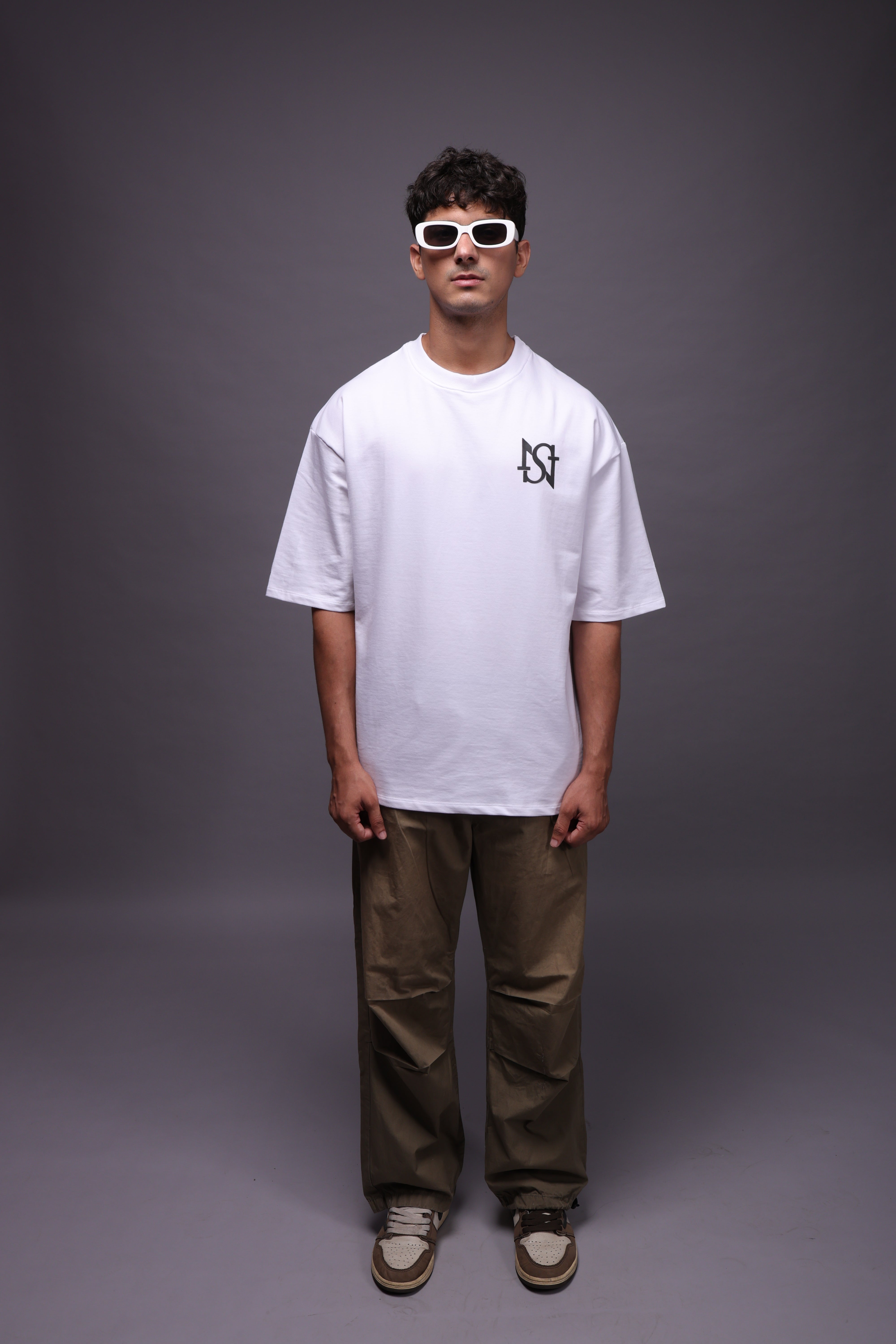 RESORT CODE - STATIC WHITE